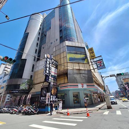 Honest & Warm Hotel Taoyuan Zewnętrze zdjęcie