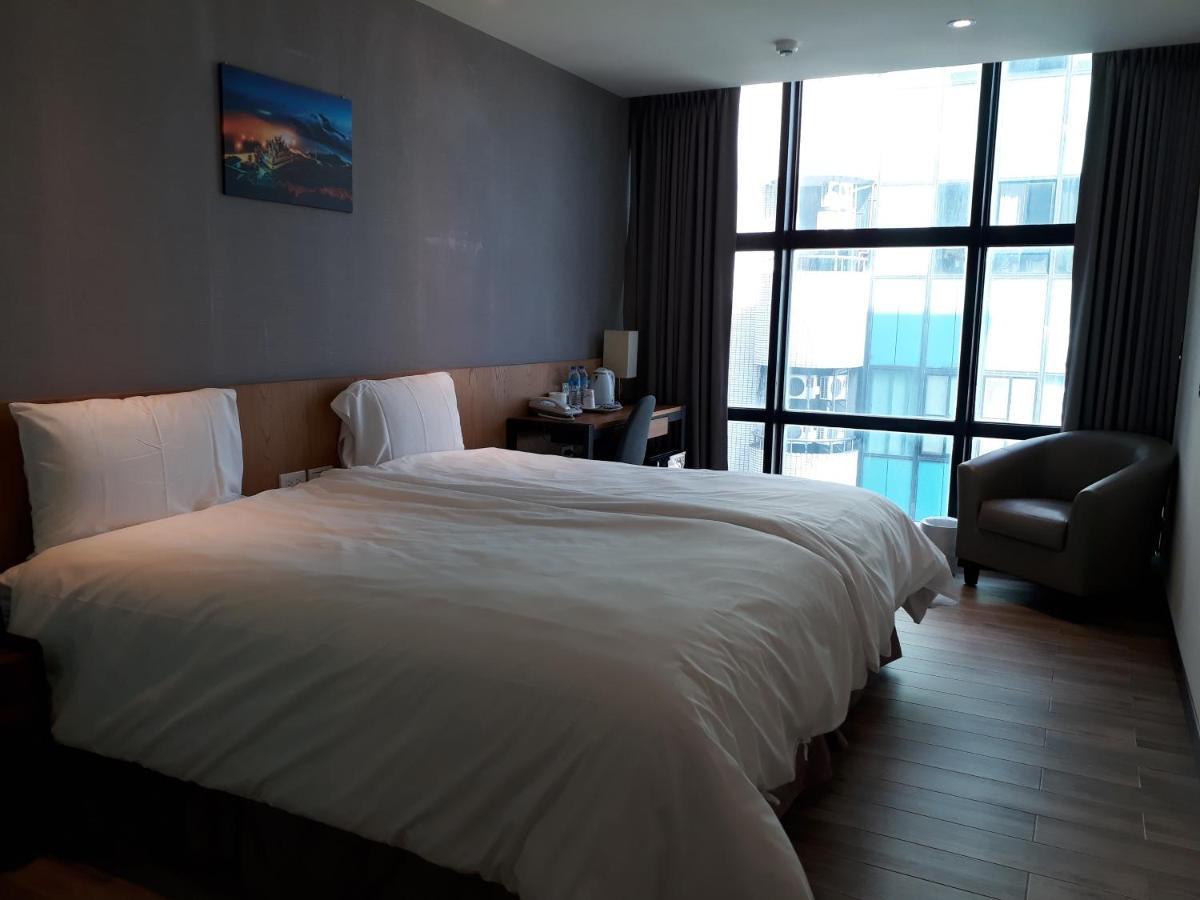 Honest & Warm Hotel Taoyuan Zewnętrze zdjęcie