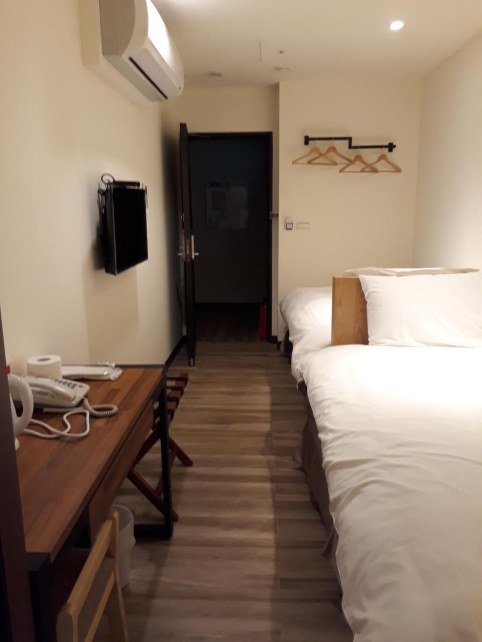 Honest & Warm Hotel Taoyuan Zewnętrze zdjęcie